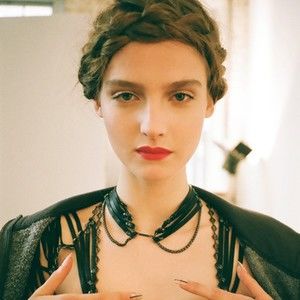 Meet your Posher, Atit